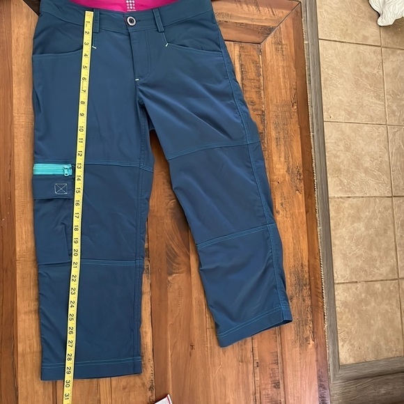 TITLE Nine Bermuda shorts, small - Picture 6 of 7